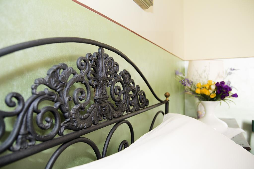 B&B Casa Carla Pinerolo Kültér fotó