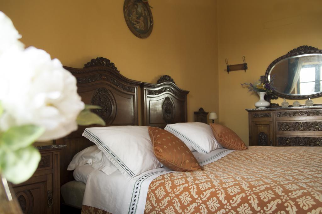 B&B Casa Carla Pinerolo Szoba fotó